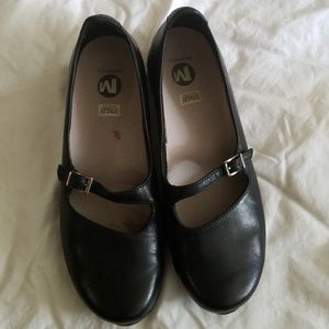 Merrell Spire Emme Black size 8.5